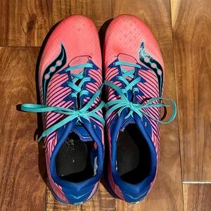 Women's Saucony track shoes with spikes, size 9